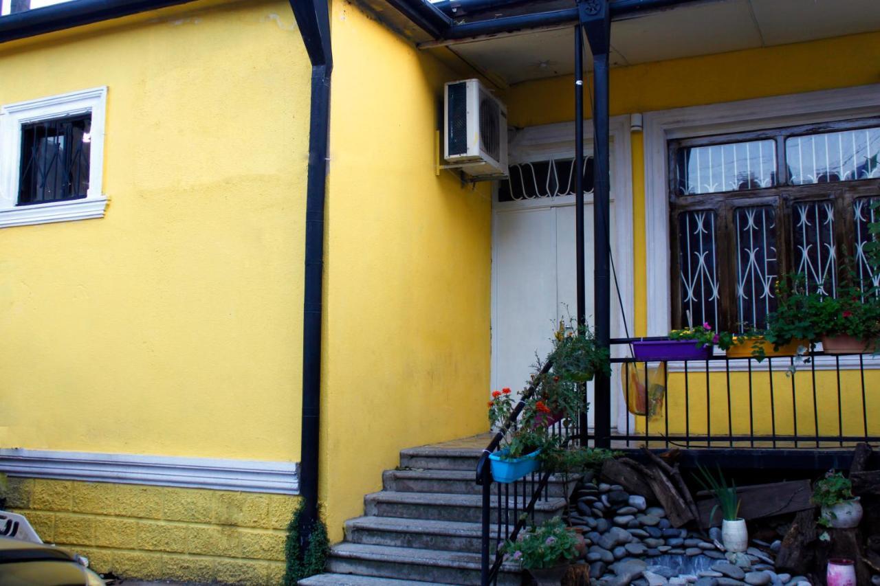 Colors Hostel Tbilisi Exterior foto